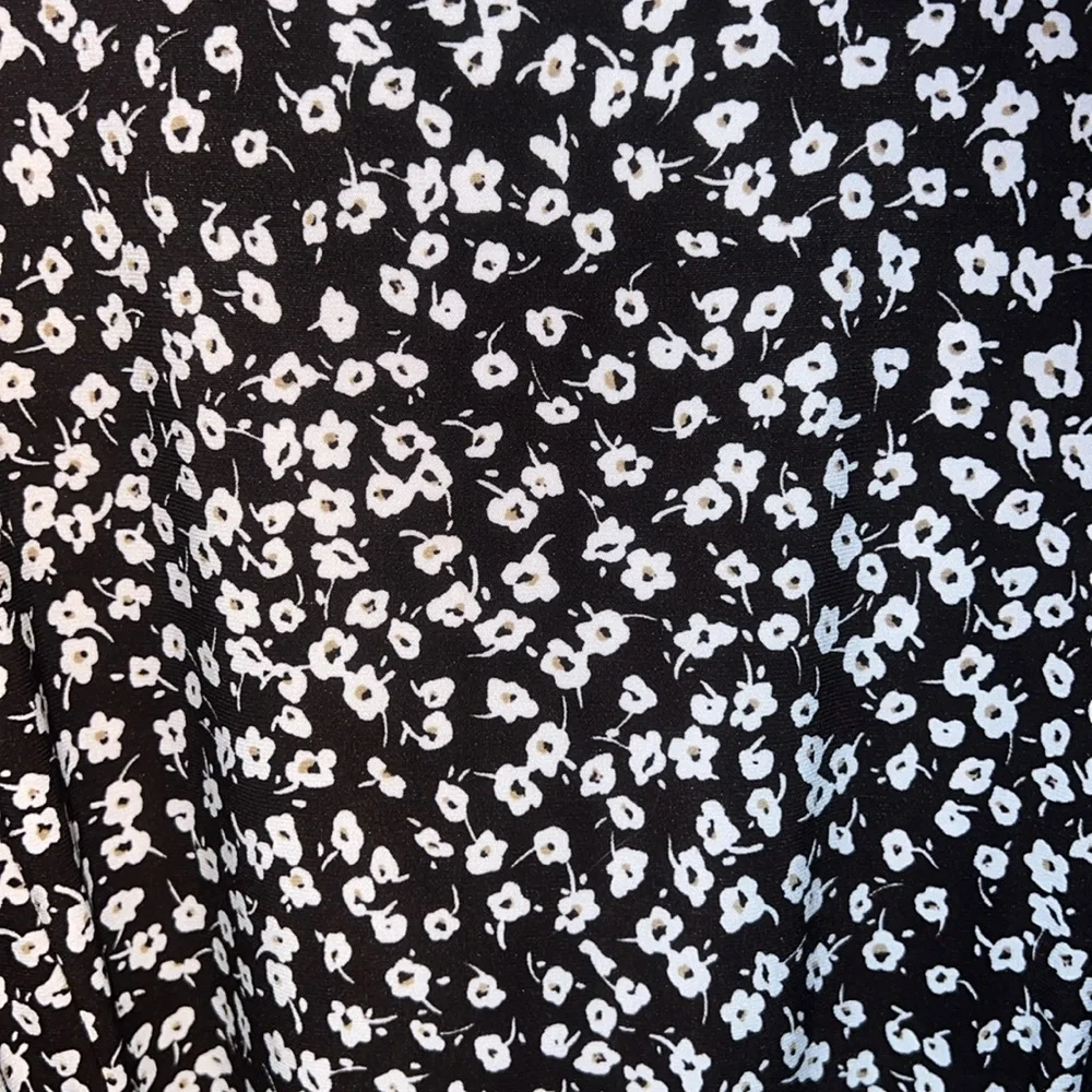 Lauren Ralph Lauren black & white floral, sleeveless midi dress sz 14 - Picture 2 of 3
